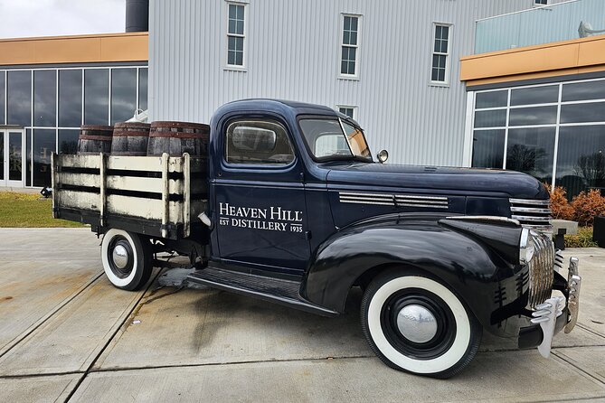 Private Bardstown Bourbon Tour (Groups of 2-11) Maker's & More - What the praise tells you about the guide service