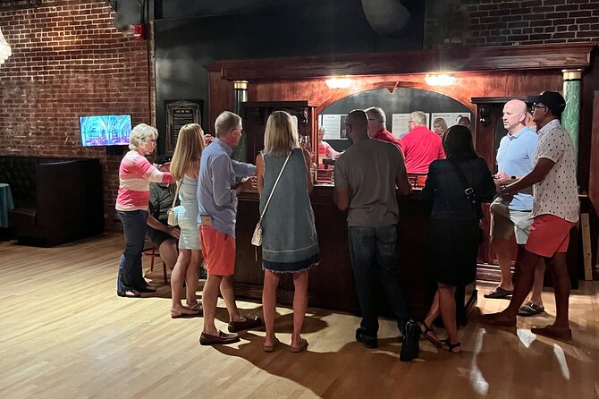 Private Kentucky Bourbon Trail for the Expert by the Expert - Tastings, VIP access, and what is included