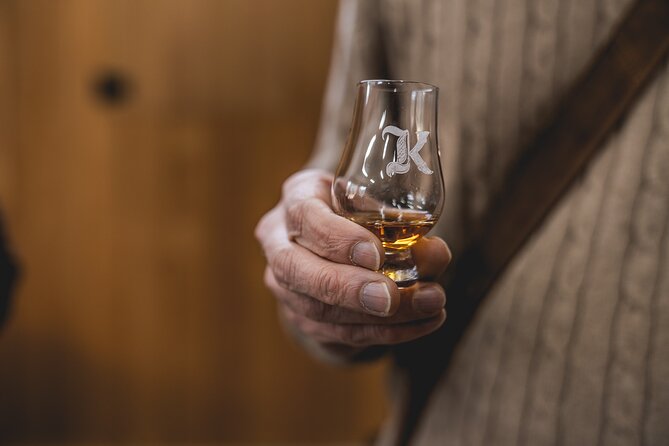 Private Tassie Distillery Tour - Tastings, Lunch and Morning Tea - Killara Distillery and Tasmania’s newer craft spirits