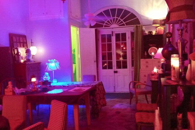 Private Tour and Seance at the House on Bourbon - What can go wrong