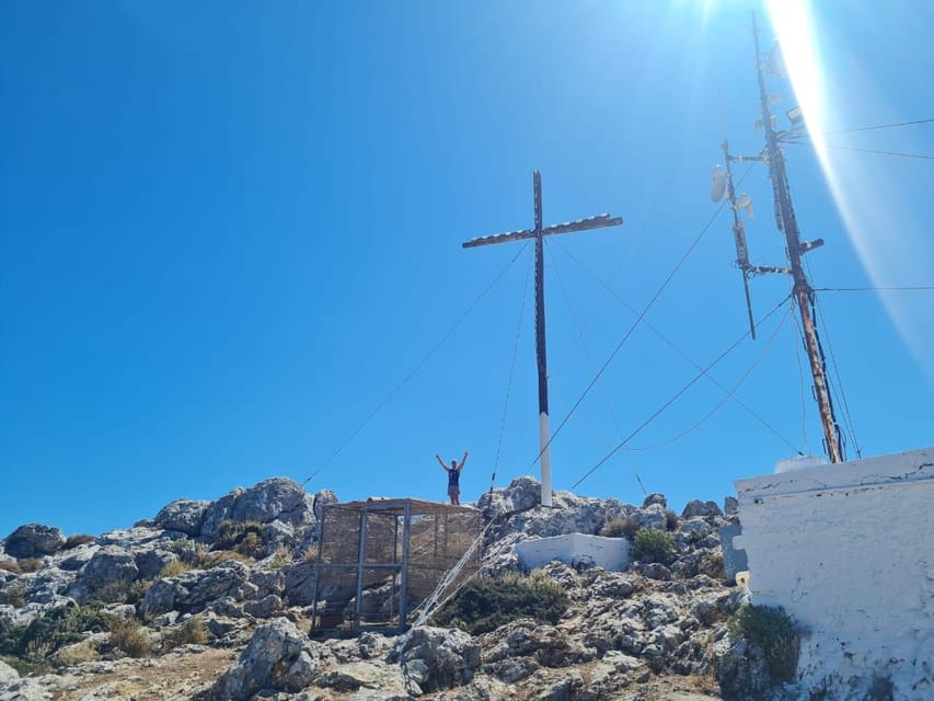 Safari: Juhtas mount,raki and wine distillery,explore crete - Mount Juktas gives the day its best outdoor finish