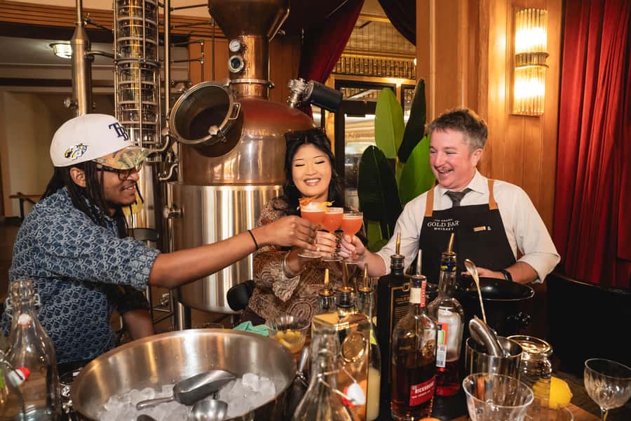 San Francisco: Local Distillery Cocktail Class - The setting: art deco, whiskey, and Bay views