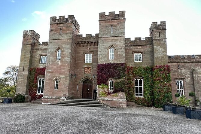 Scone Palace, Nature, Pitlochry, Whisky Experience from Edinburgh - Pitlochry: 40 minutes in a Victorian town