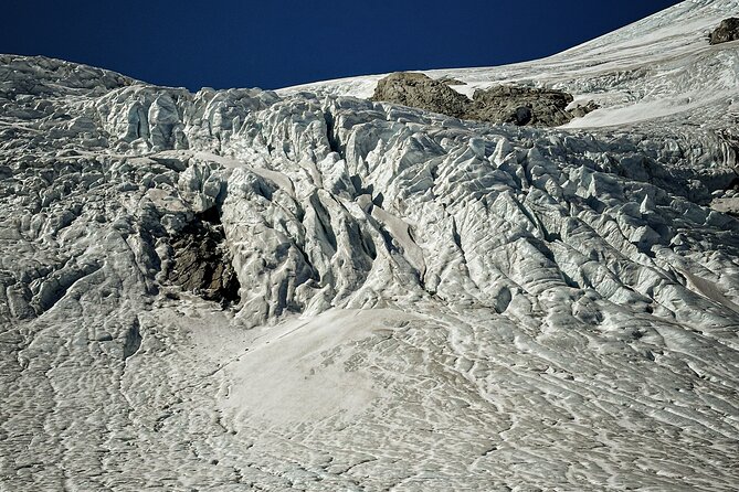 Shackleton Glacier Whiskey Endurance - 50mins - Pilot service and the feel of the company