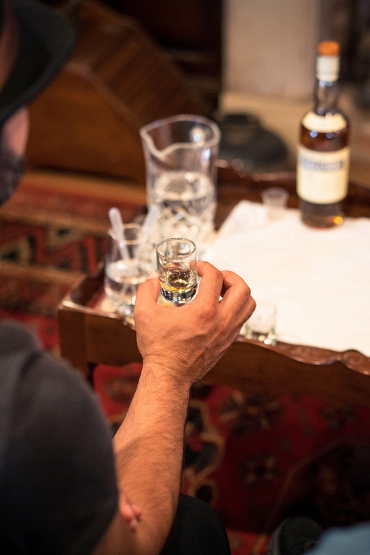 Speyside: Cragganmore Whisky Distillery Tour and Tasting - A one-hour route through whisky making