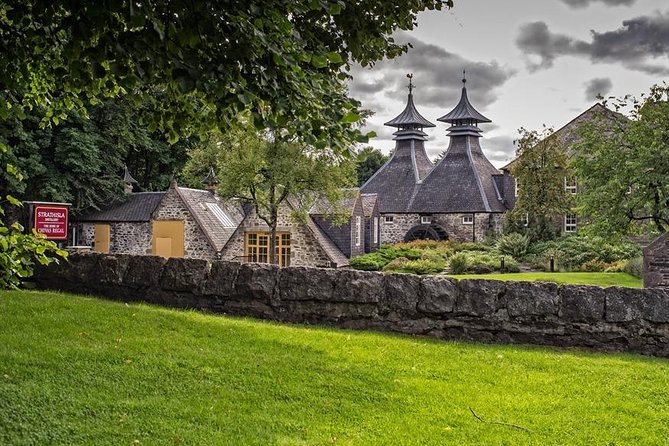 Speyside Whisky Trail Day Tour from Aberdeen Including Admissions - The Whisky Castle: hundreds of malts and optional lunch