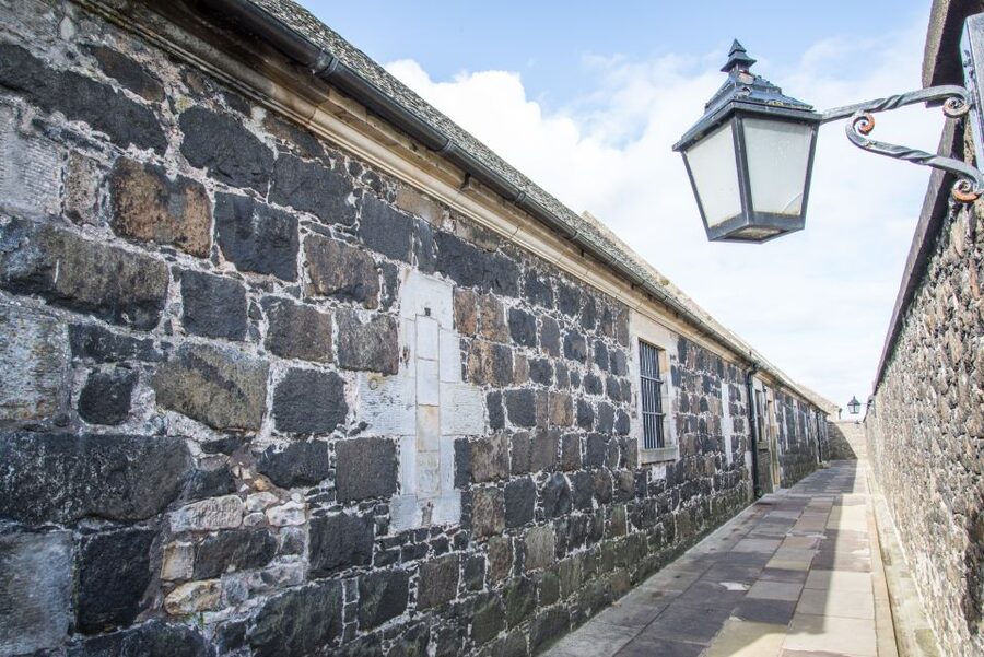 Stirling Castle, Highland Lochs & Whisky Tour from Edinburgh - Key points at a glance