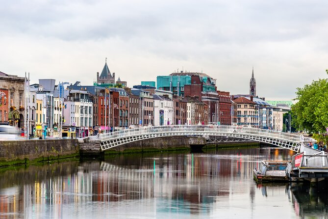 The Dublin Incident: Alien, Whiskey & Clues Exploration Game - The Irish Museum of Modern Art and a change of mood
