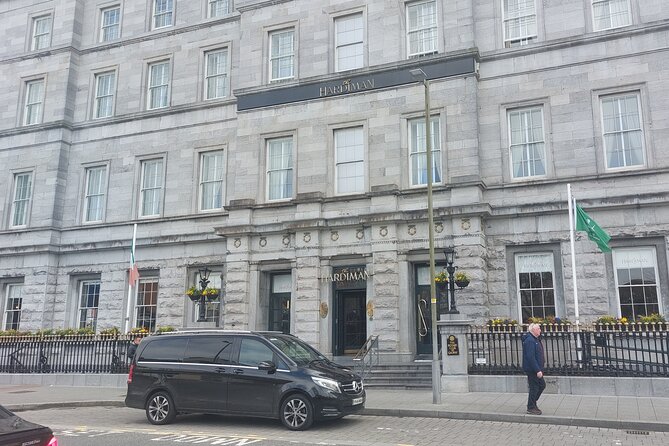 Tullamore Distillery, Athlone and Clonmacnoise from Galway - Sean’s Bar, a pub with a very old claim