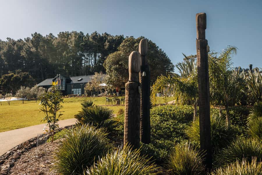Waiheke Island: HEKE Distillery & Brewery Tour with Tastings - Booking, cancellations, and practical planning