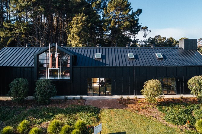 Waiheke Island: Taste&Graze Whisky Cellar Tour, Food, Olive Oil - Why this Waiheke tour works well from Auckland