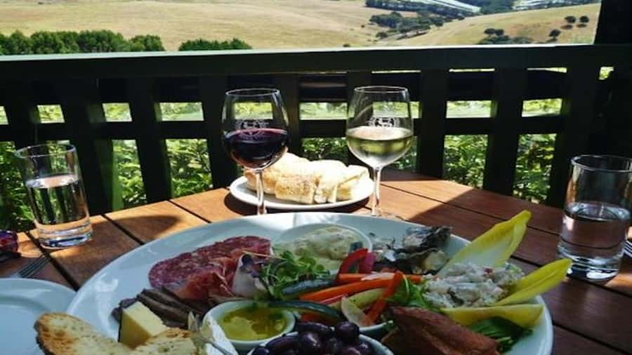 Waiheke: Scenic Taste and Graze Tour with Wine, Whisky, Beer - Key points to know before you book