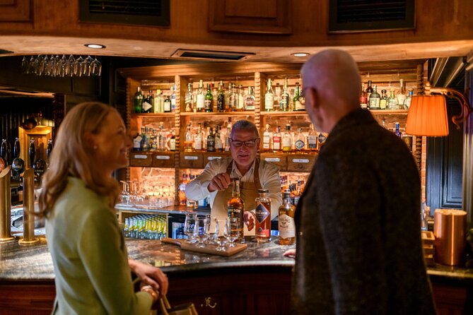 Whiskey & Wonders in Killarney - The whiskey tasting and Irish food pairing