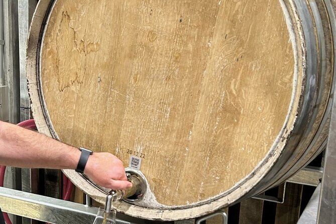 Wine, Gin & Whisky Tour - Hobart & SE Tasmania - Pooley Wines and Tasmania’s old bridge