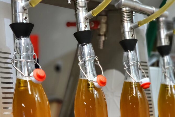 Wine & Mead Tasting, Distillery and Brewery Tour with Lunch - Lunch at Sirens Cafe or Grand Canyon Brewery